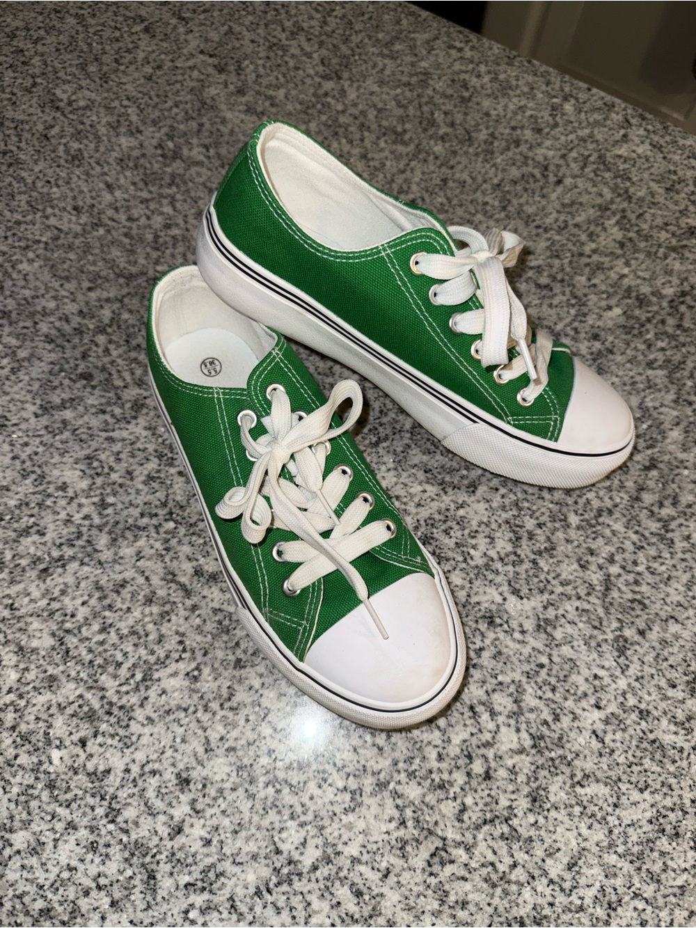 SOLD— Green Canvas Lace-Up Sneakers